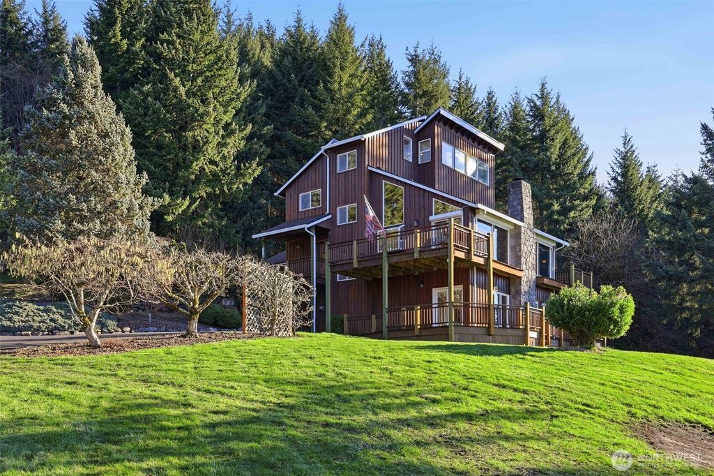 Photo of 112 Morrison Heights Road, Woodland, WA 98674 (MLS # 2471136)