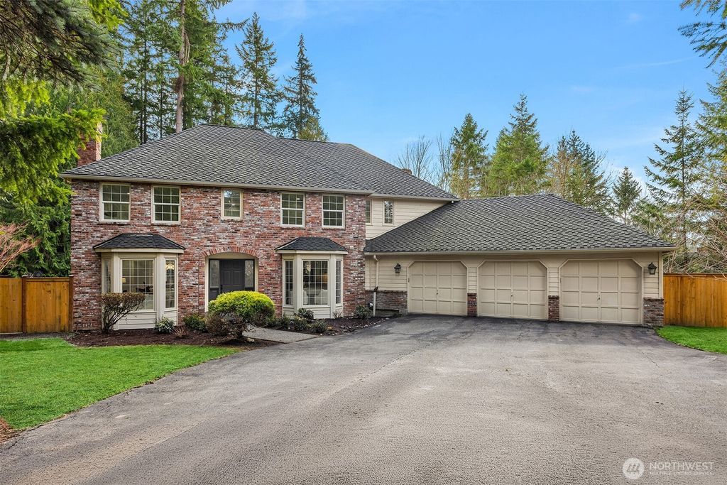 Photo of 17305 NE 143rd Street, Redmond, WA 98052 (MLS # 2484987)