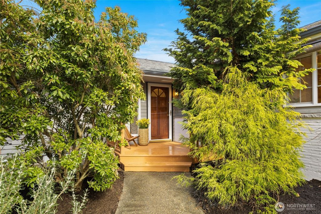 Photo of 23029 83RD Avenue W, Edmonds, WA 98026 (MLS # 2476850)