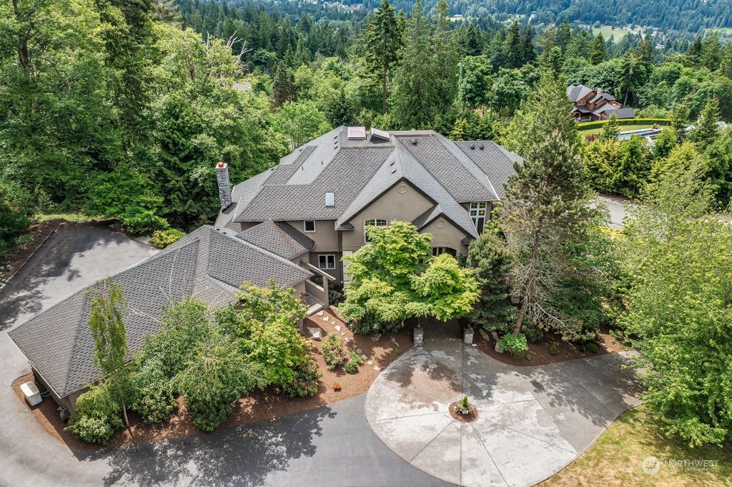 Photo of 11506 206th Place SE, Issaquah, WA 98027 (MLS # 2077354)