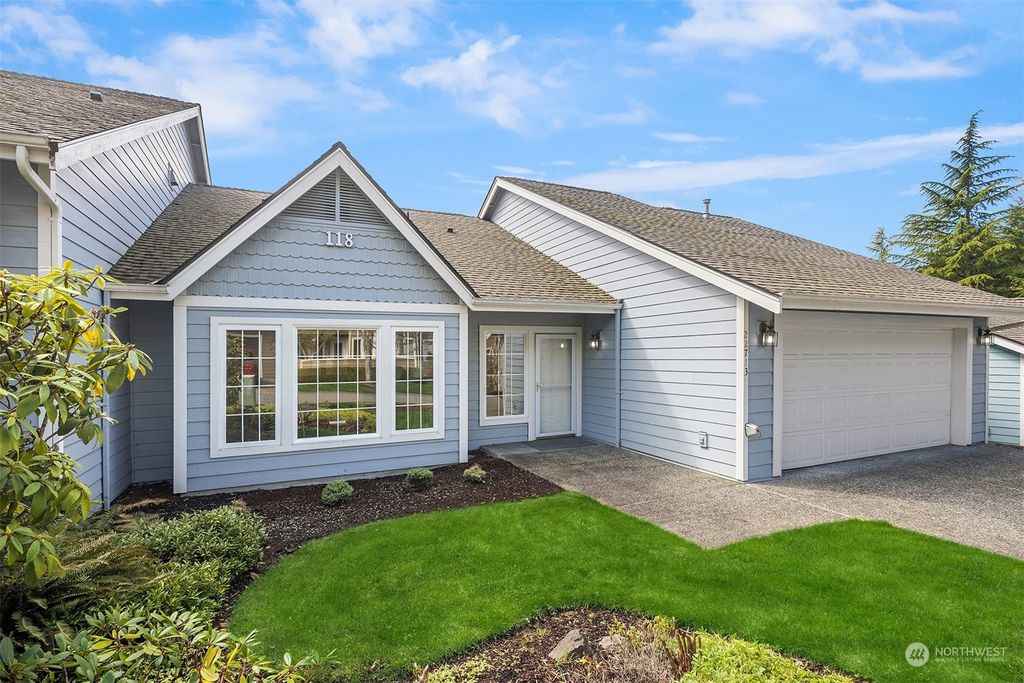 Photo of 22713 SE 43rd Court #1613, Issaquah, WA 98029 (MLS # 2216065)