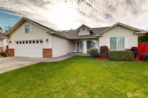 Photo of 522 SE Mockingbird Drive, College Place, WA 99324 (MLS # 2447924)