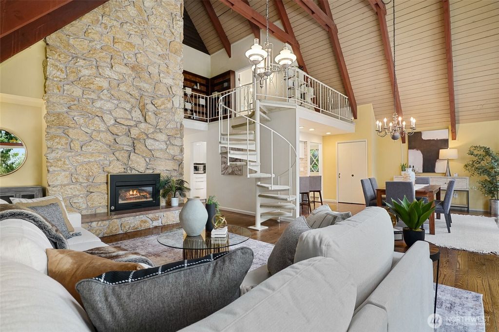 Photo of 15731 Tiger Mountain Road SE, Issaquah, WA 98027 (MLS # 2376840)