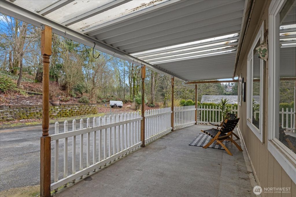 Photo of 917 116th Avenue SE, Lake Stevens, WA 98258 (MLS # 2491435)