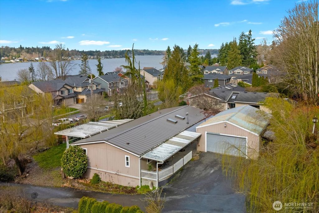 Photo of 917 116th Avenue SE, Lake Stevens, WA 98258 (MLS # 2491435)