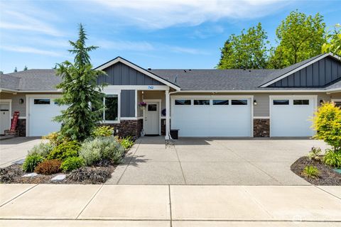 Photo of 742 Parkland Loop, Sedro Woolley, WA 98284 (MLS # 2381770)