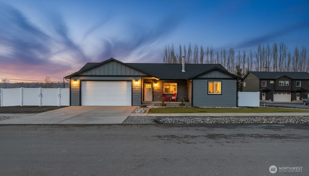 Photo of 41 Benjamin Place, Malaga, WA 98828 (MLS # 2464707)