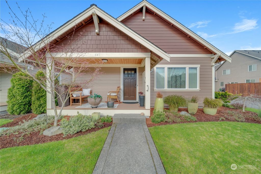 Photo of 441 Sigrist Drive E, Enumclaw, WA 98022 (MLS # 2058315)