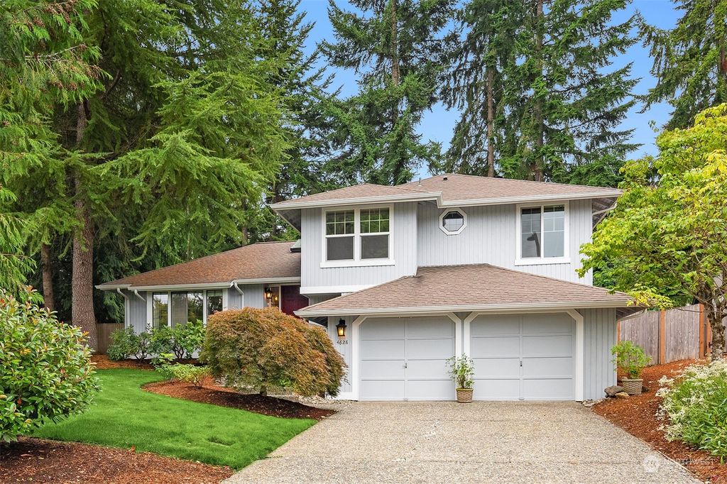 Photo of 4628 162nd Avenue SE, Bellevue, WA 98006 (MLS # 2156443)