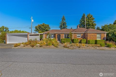 Photo of 517 S Division Lane, Tacoma, WA 98418 (MLS # 2435790)