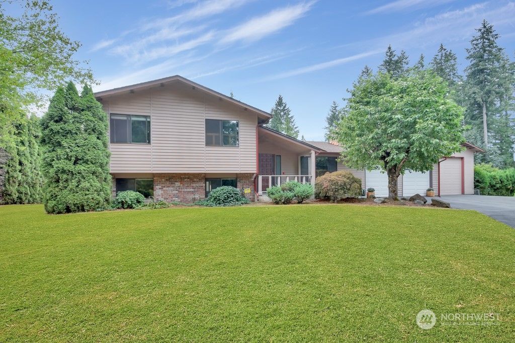 Photo of 22443 SE 300th Street, Black Diamond, WA 98010 (MLS # 1955638)