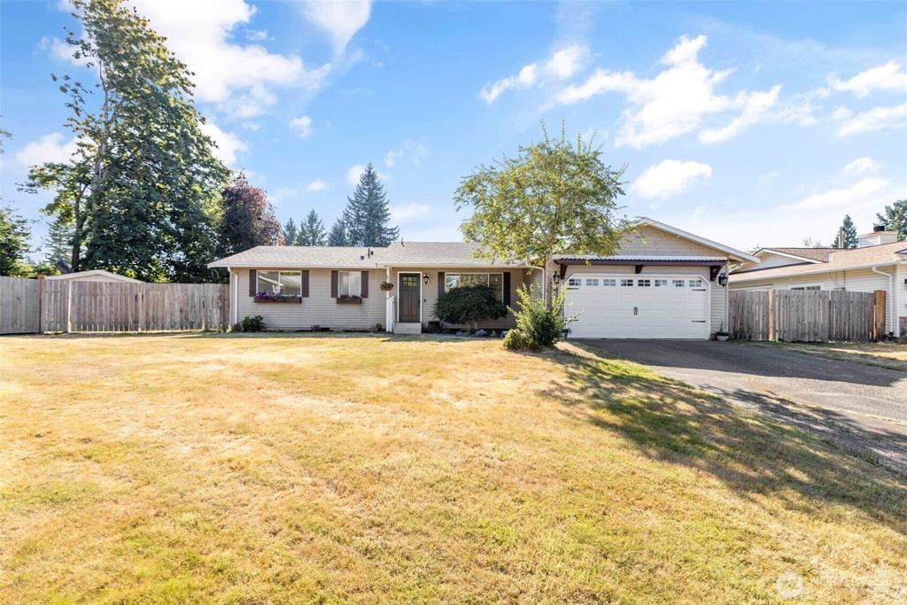 Photo of 14321 SE 258th Place, Kent, WA 98042 (MLS # 2413352)