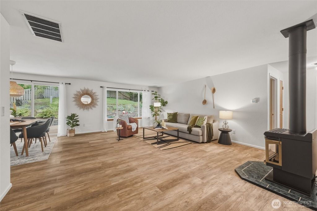 Photo of 1386 Lahti Drive, Bellingham, WA 98226 (MLS # 2510313)