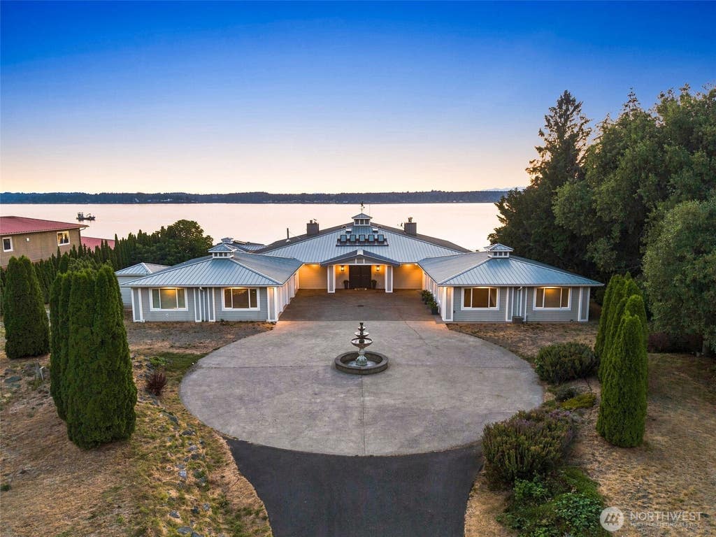 Photo of 18815 106th Street NW, Gig Harbor, WA 98329 (MLS # 2567447)