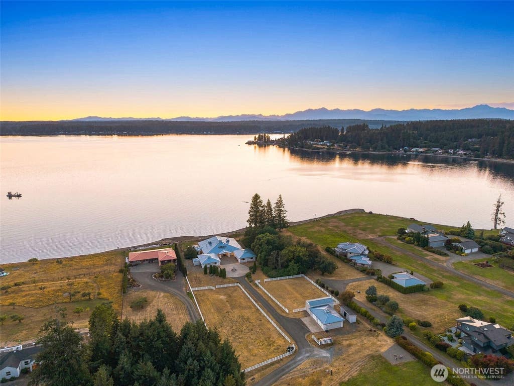 Photo of 18815 106th Street NW, Gig Harbor, WA 98329 (MLS # 2567447)