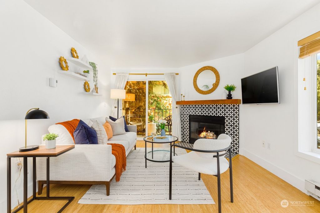 Photo of 4831 Fauntleroy Way SW #201, Seattle, WA 98116 (MLS # 2141303)