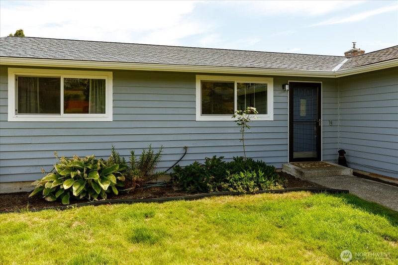699 Maplewood Loop