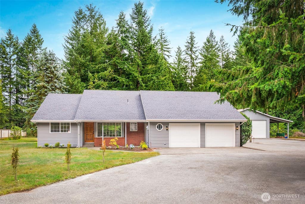 Photo of 25015 55th Avenue NE, Arlington, WA 98223 (MLS # 2570241)