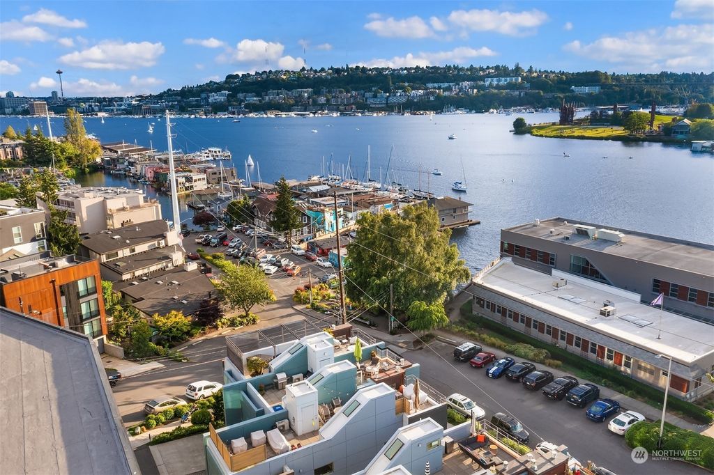 Photo of 2802 Fairview Avenue E, Seattle, WA 98102 (MLS # 2223603)