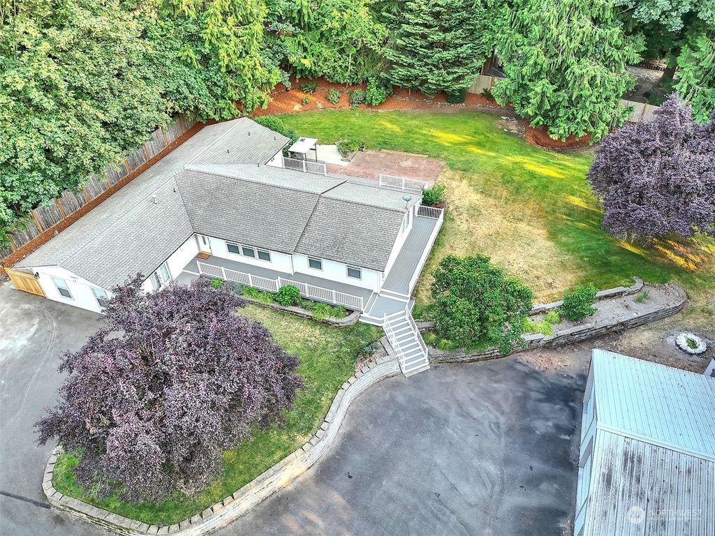 Photo of 26453 204th Avenue SE, Covington, WA 98042 (MLS # 2264759)