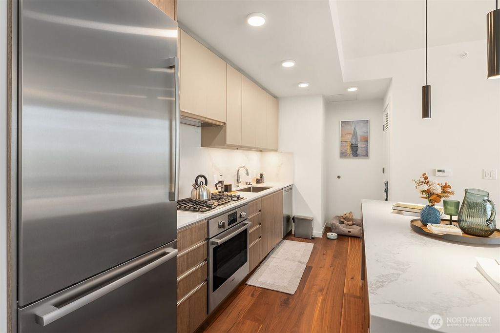 Photo of 800 Columbia Street #2309, Seattle, WA 98104 (MLS # 2402306)