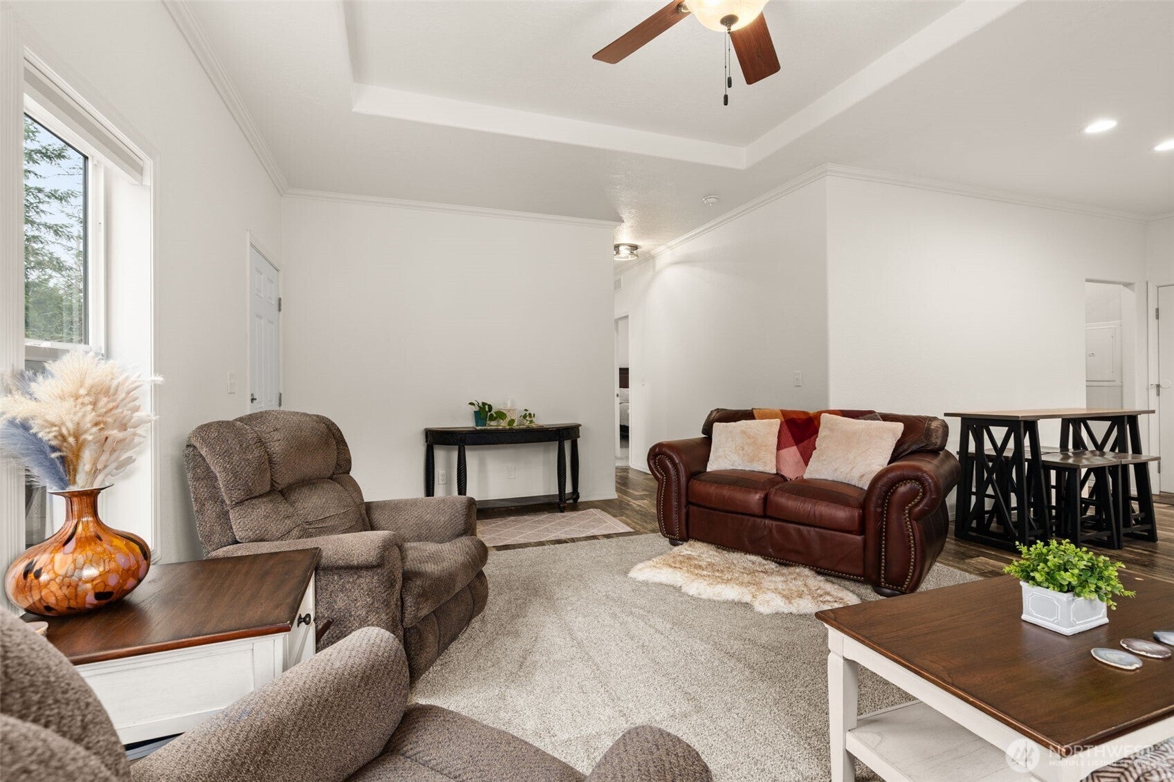 139 N Military Road