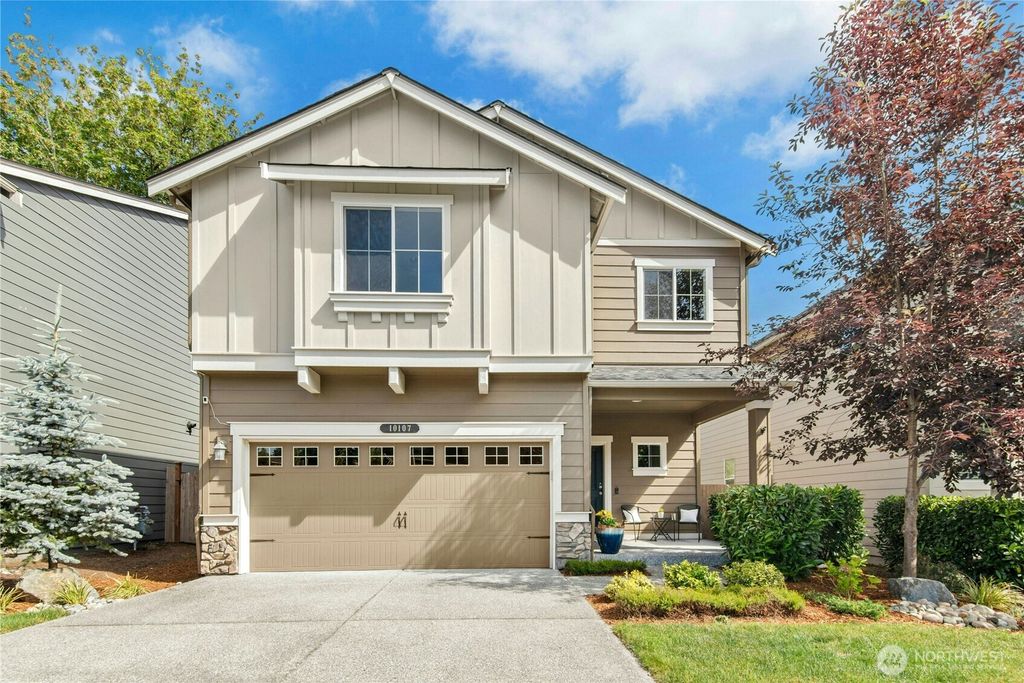 Photo of 10107 6th Place SE, Lake Stevens, WA 98258 (MLS # 2394796)