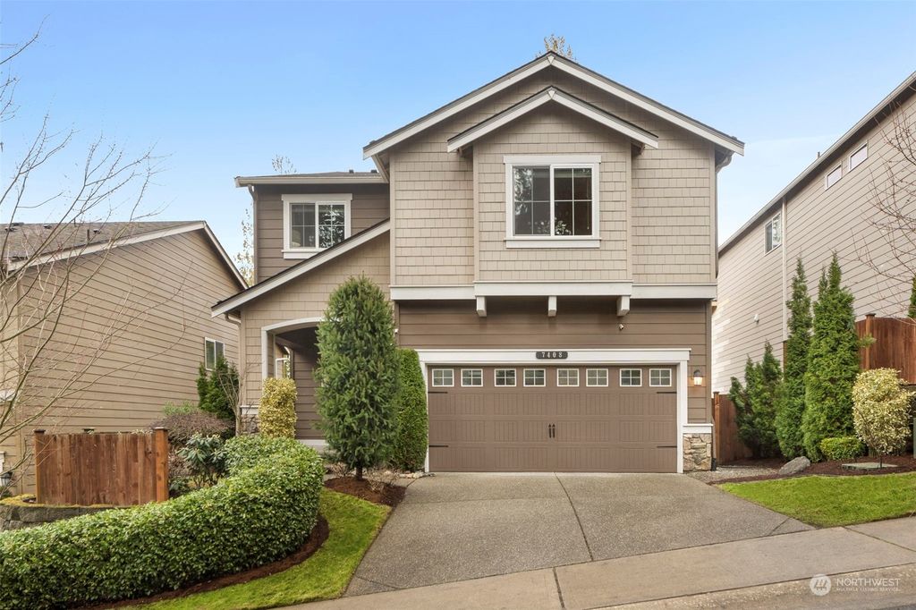 Photo of 7408 NE 166th Street, Kenmore, WA 98028 (MLS # 2041270)