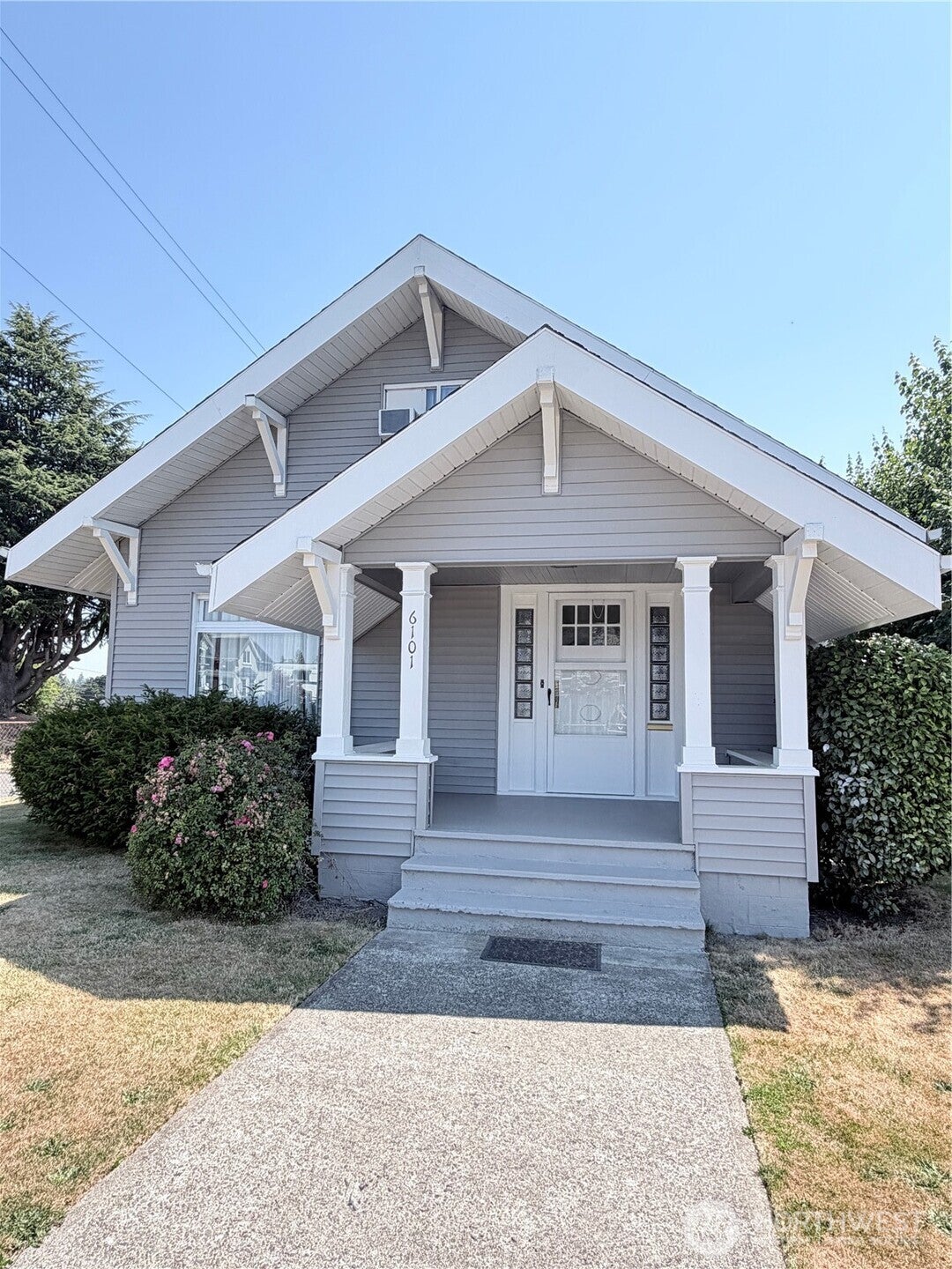 6101 Tacoma Avenue S