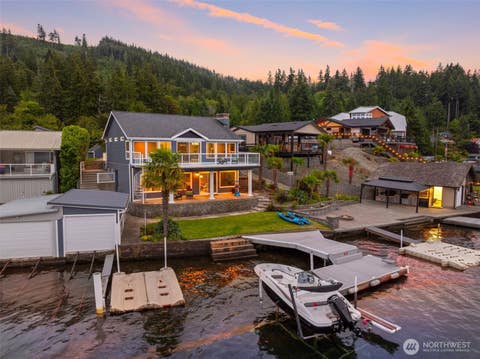Photo of 1033 Summit Lake Circle NW, Olympia, WA 98502 (MLS # 2547812)