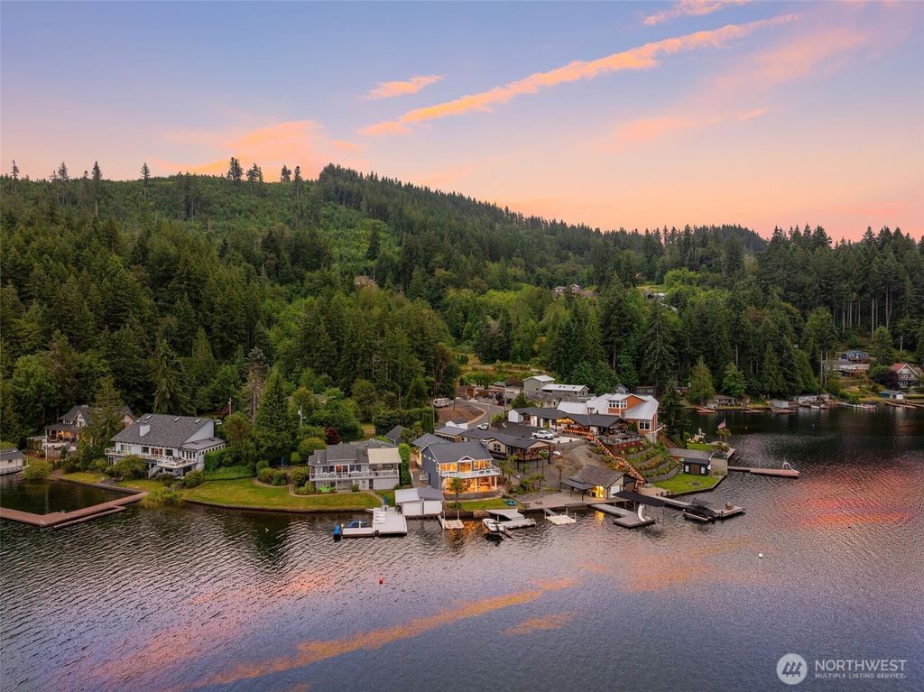 Photo of 1033 Summit Lake Circle NW, Olympia, WA 98502 (MLS # 2547812)