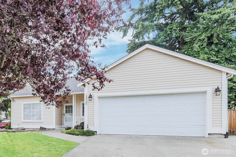 Photo of 19705 13th Av Ct East Ct, Spanaway, WA 98387 (MLS # 2446294)