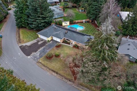 Photo of 14615 SE 178th Place, Renton, WA 98058 (MLS # 2472315)