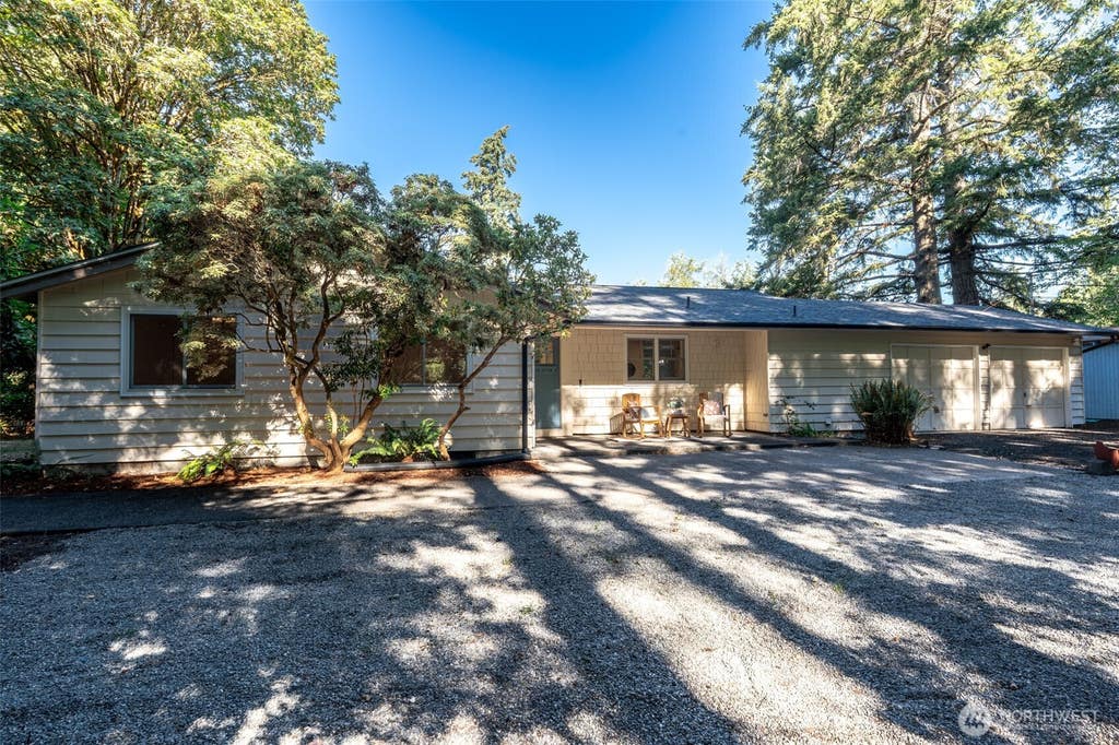 Photo of 5180 SE Cottage Path Way, Port Orchard, WA 98367 (MLS # 2560874)