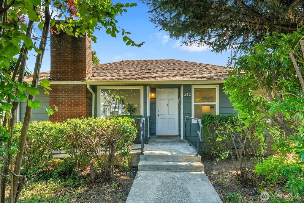 Photo of 510 A Street NE, Auburn, WA 98002 (MLS # 2432589)
