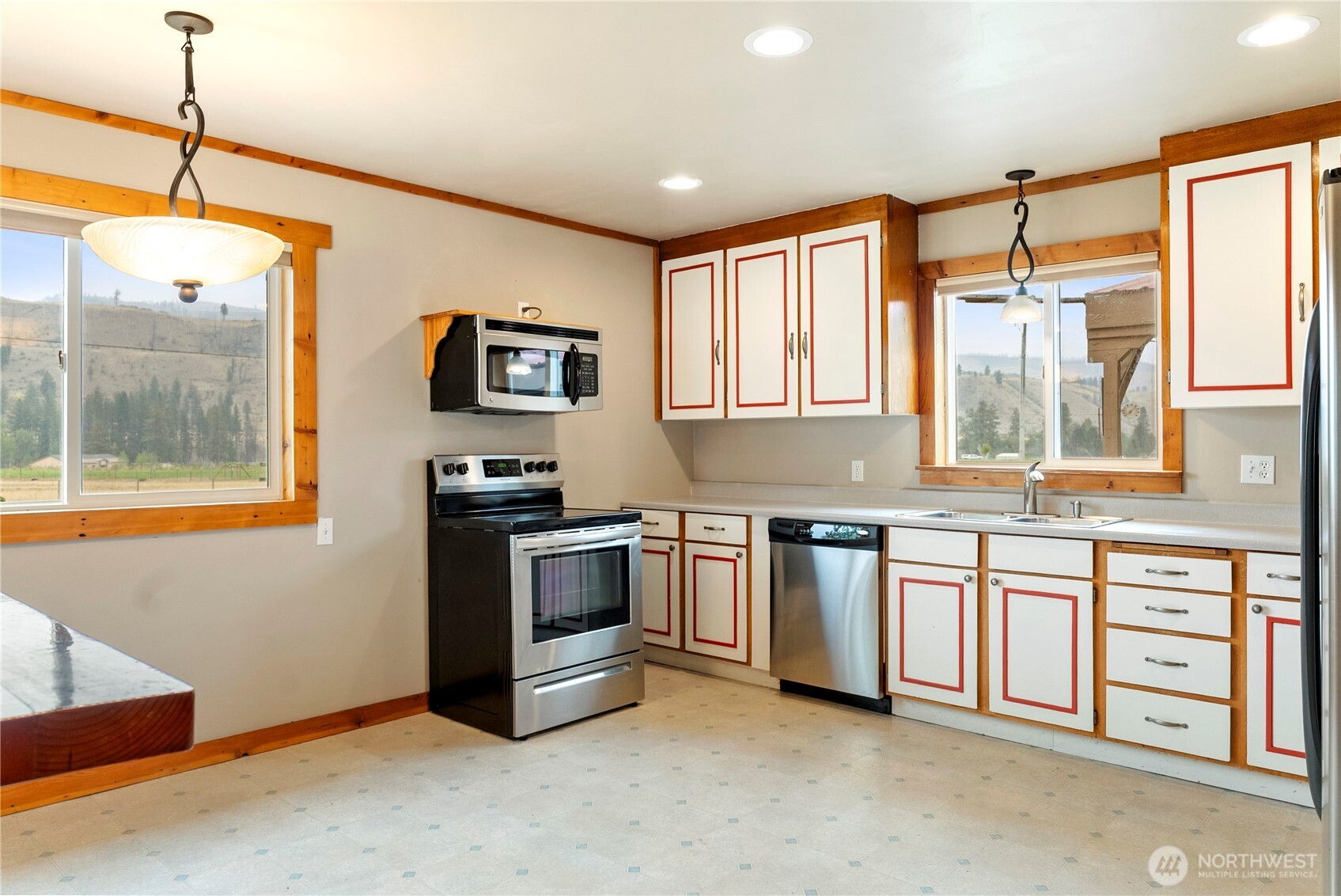 245 Twisp-Carlton Road