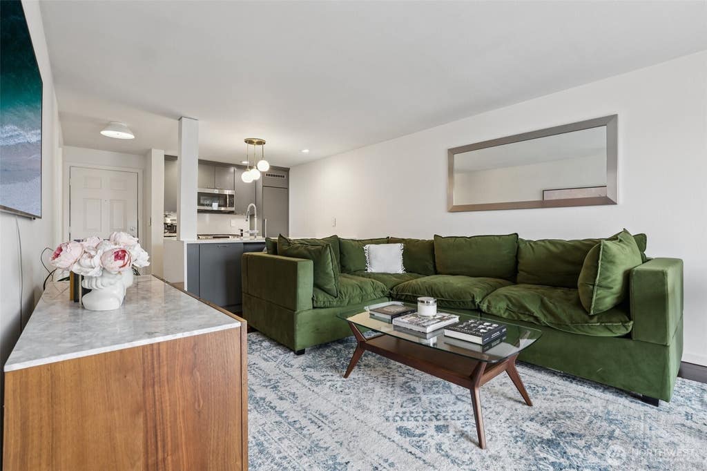 Photo of 520 2nd Avenue W #409, Seattle, WA 98119 (MLS # 2544438)