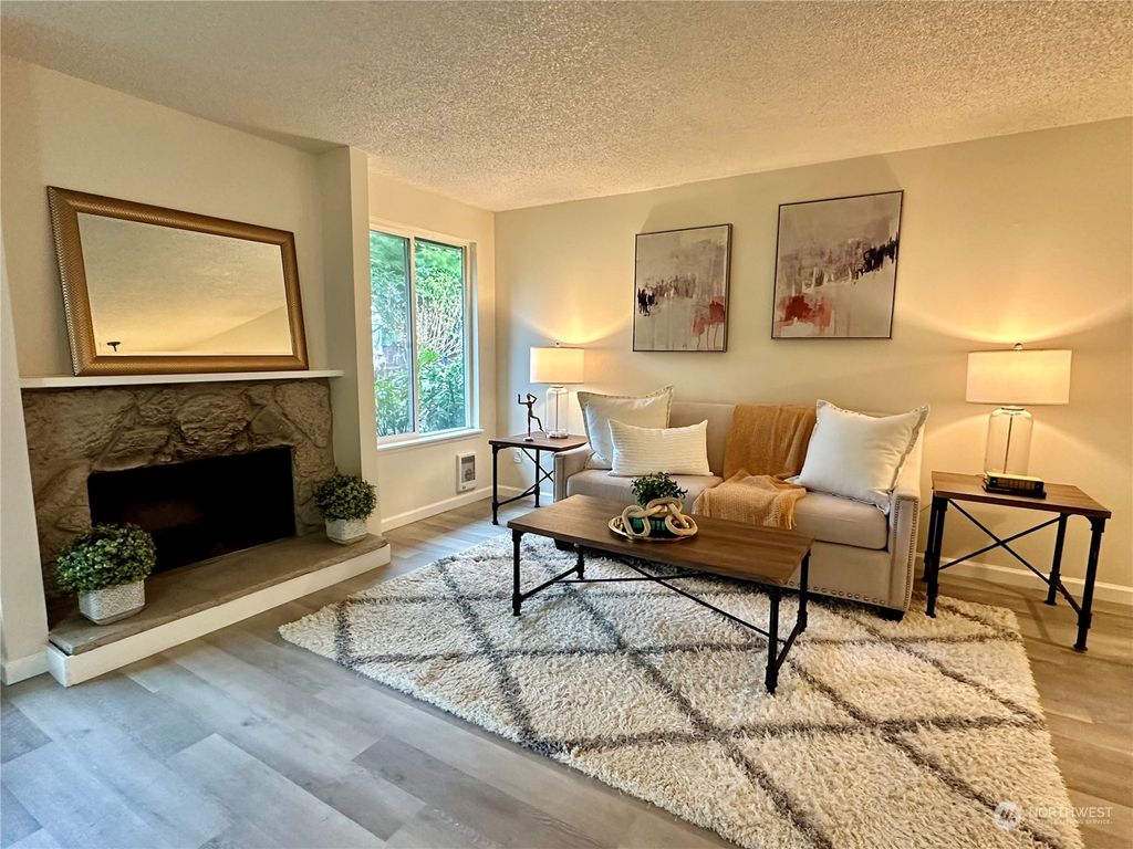 Photo of 515 S 323rd Place #16B, Federal Way, WA 98003 (MLS # 2208692)