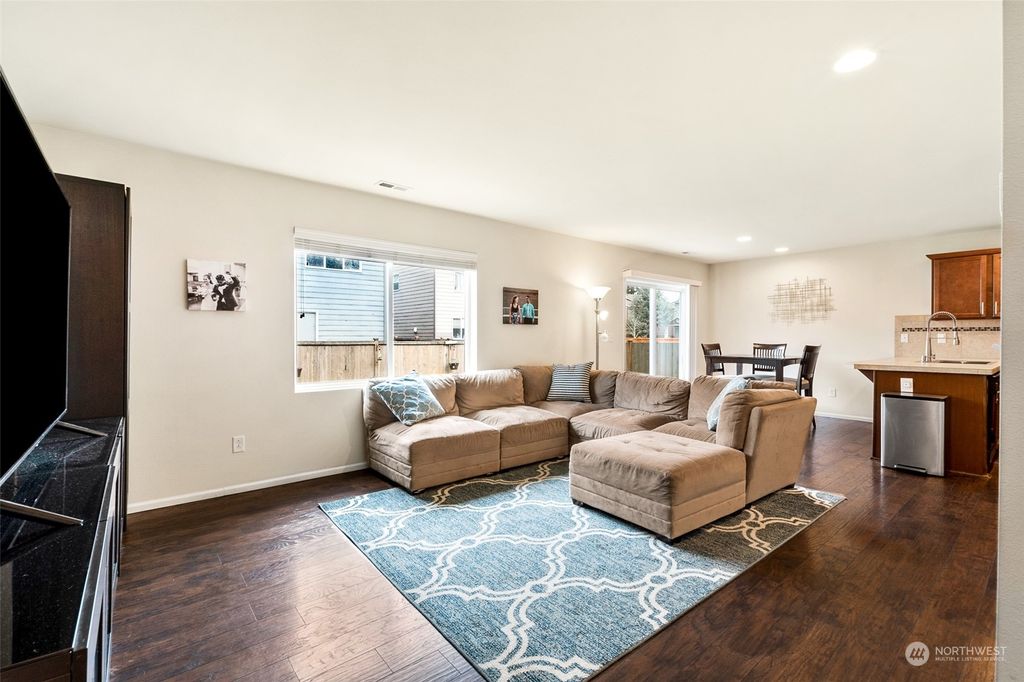 Photo of 19516 SE 270th Place, Covington, WA 98042 (MLS # 2054763)