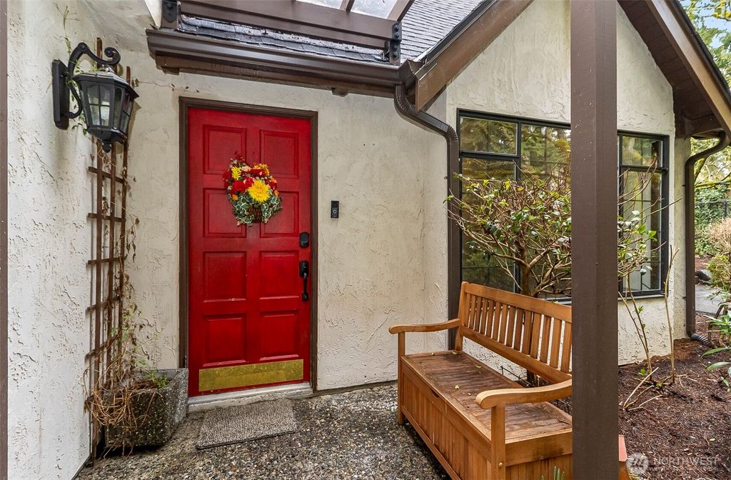 Photo of 16719 1st Avenue SE, Bothell, WA 98012 (MLS # 2491718)