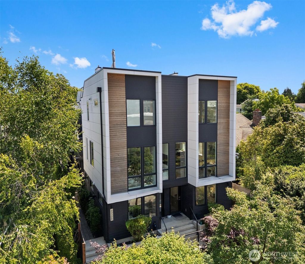 Photo of 4330 Woodlawn Avenue N #A, Seattle, WA 98103 (MLS # 2385936)