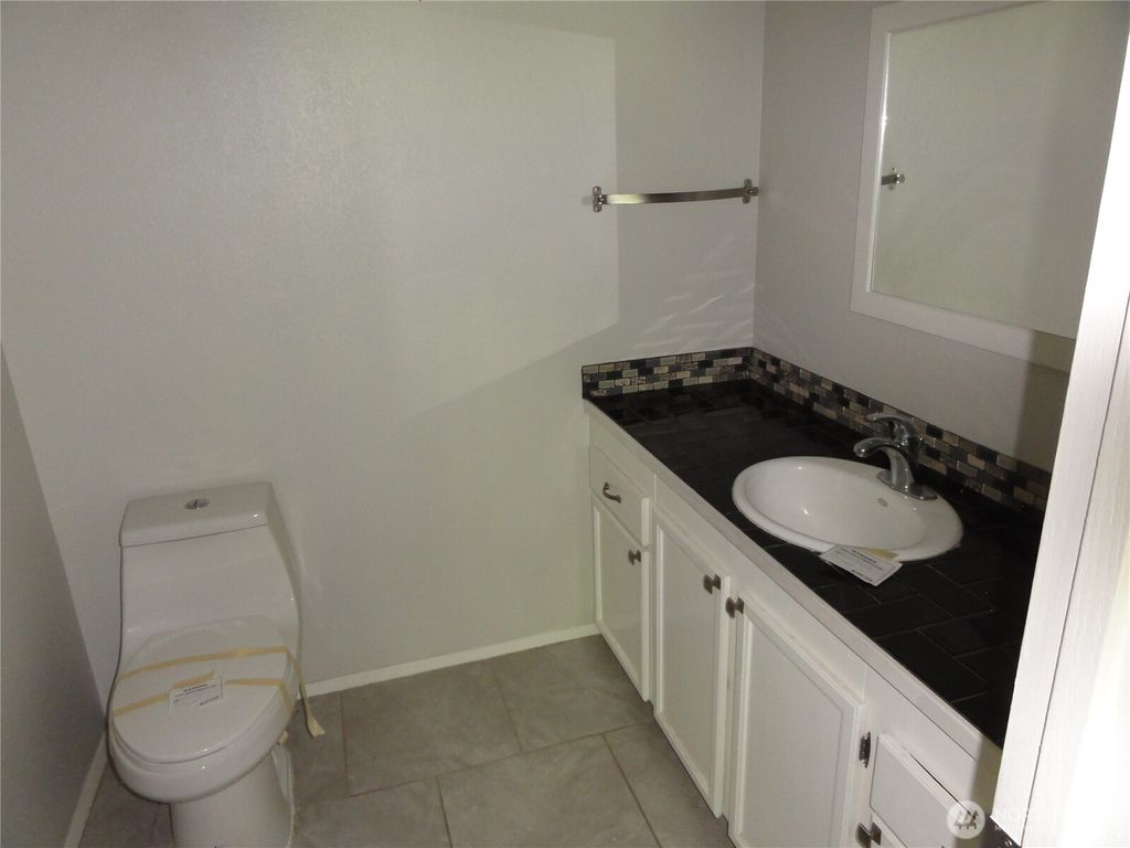 Photo of 11520 SE 175th Street, Renton, WA 98058 (MLS # 2547219)