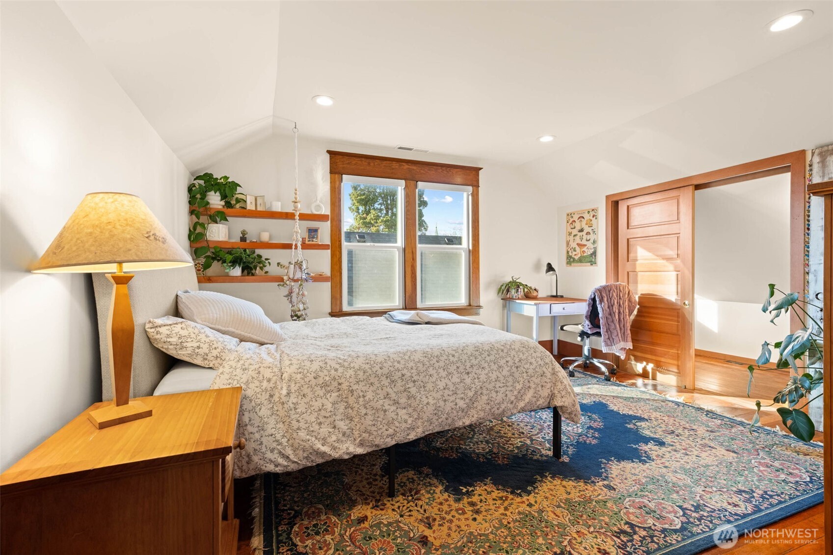 2131 S Cushman Avenue