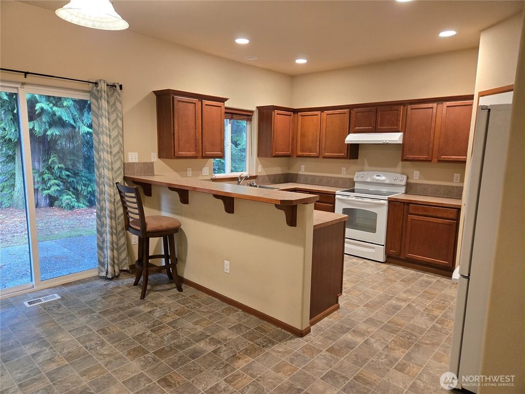 Photo of 11910 61st Avenue SE, Snohomish, WA 98296 (MLS # 2462815)