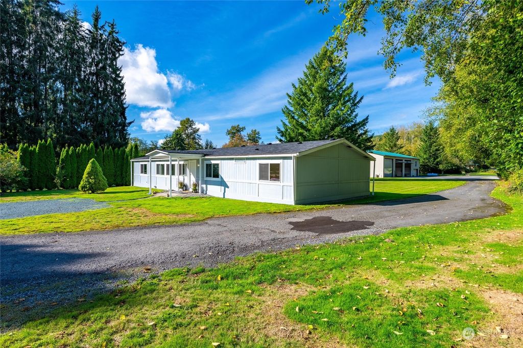 listing image 9364335813558363431