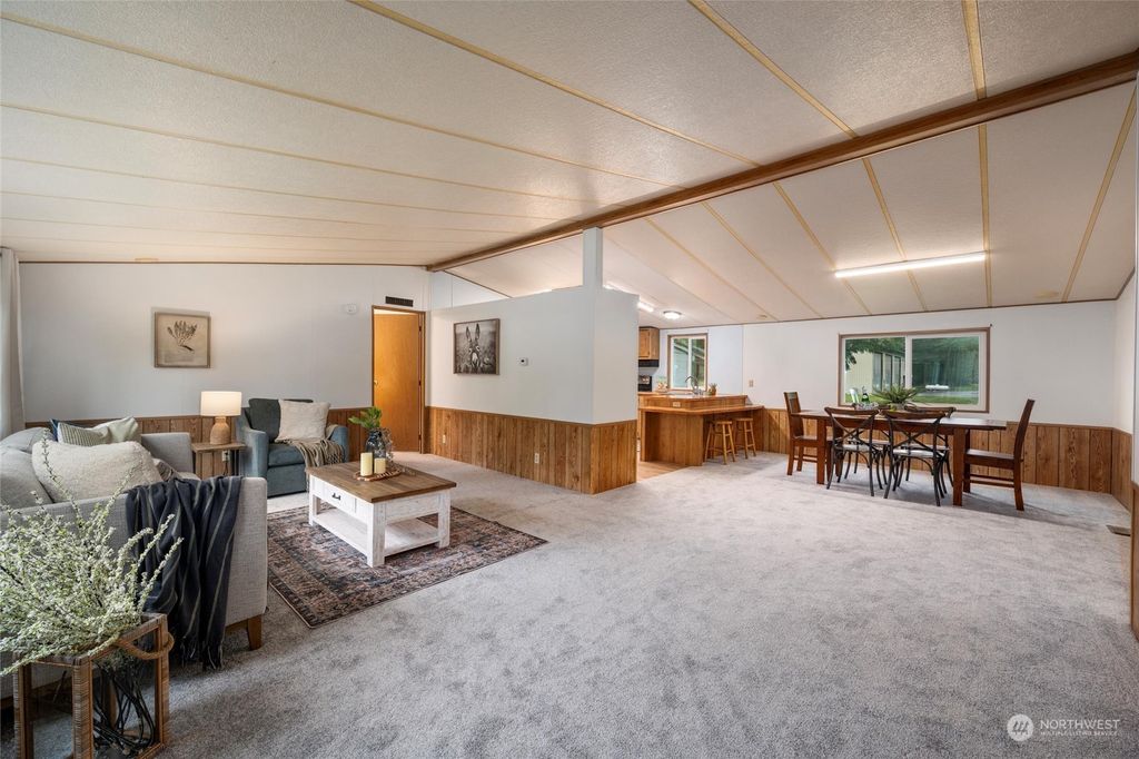 listing image 9362825180847331853