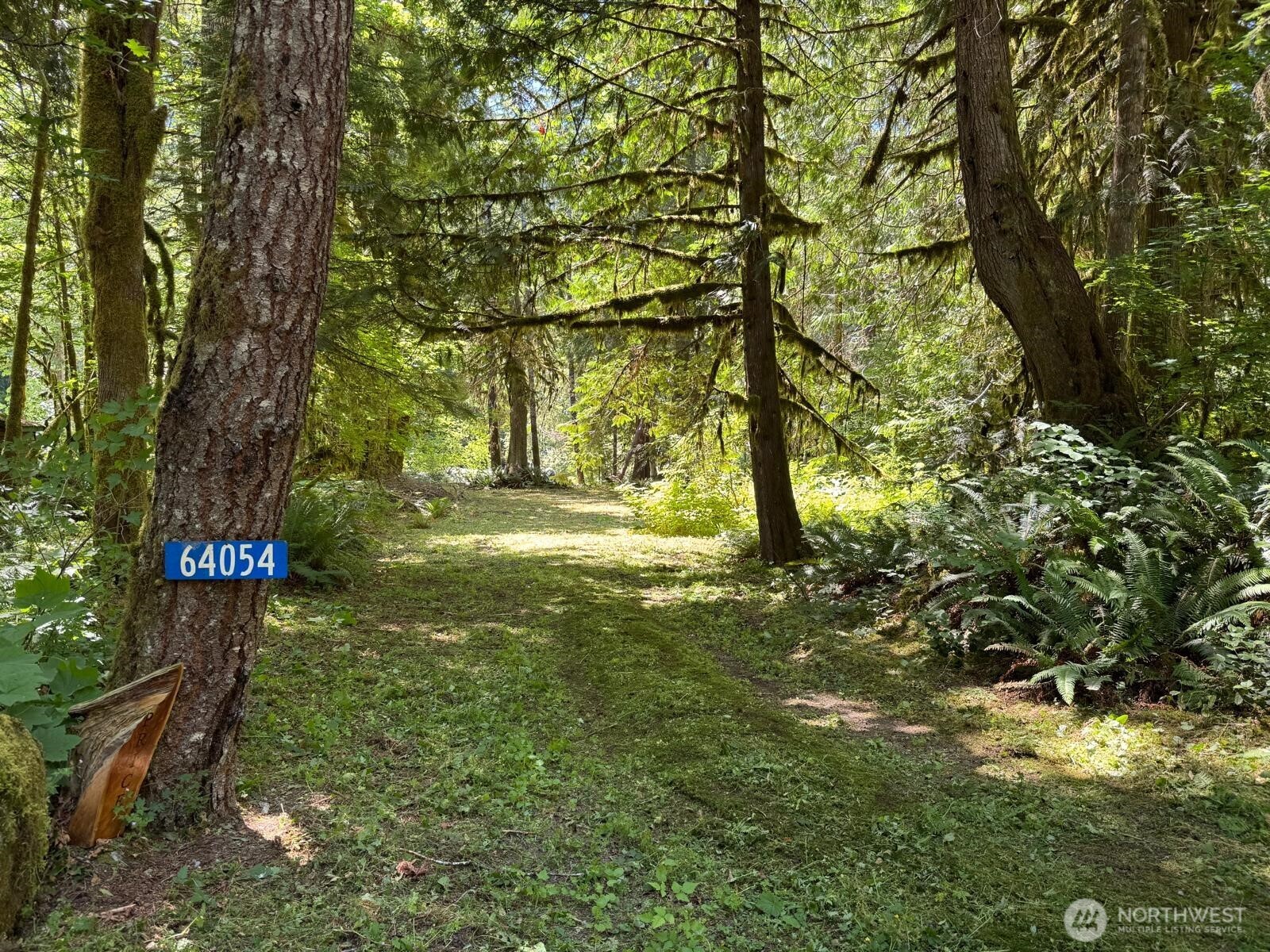 64054 E Cascade Drive