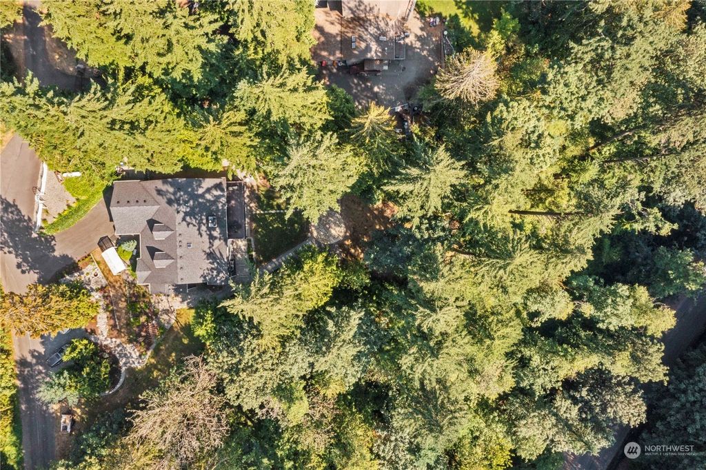 Photo of 13129 SE 312th Street, Auburn, WA 98092 (MLS # 1985637)