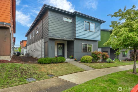 Photo of 12220 SE 251st Place, Kent, WA 98030 (MLS # 2522932)