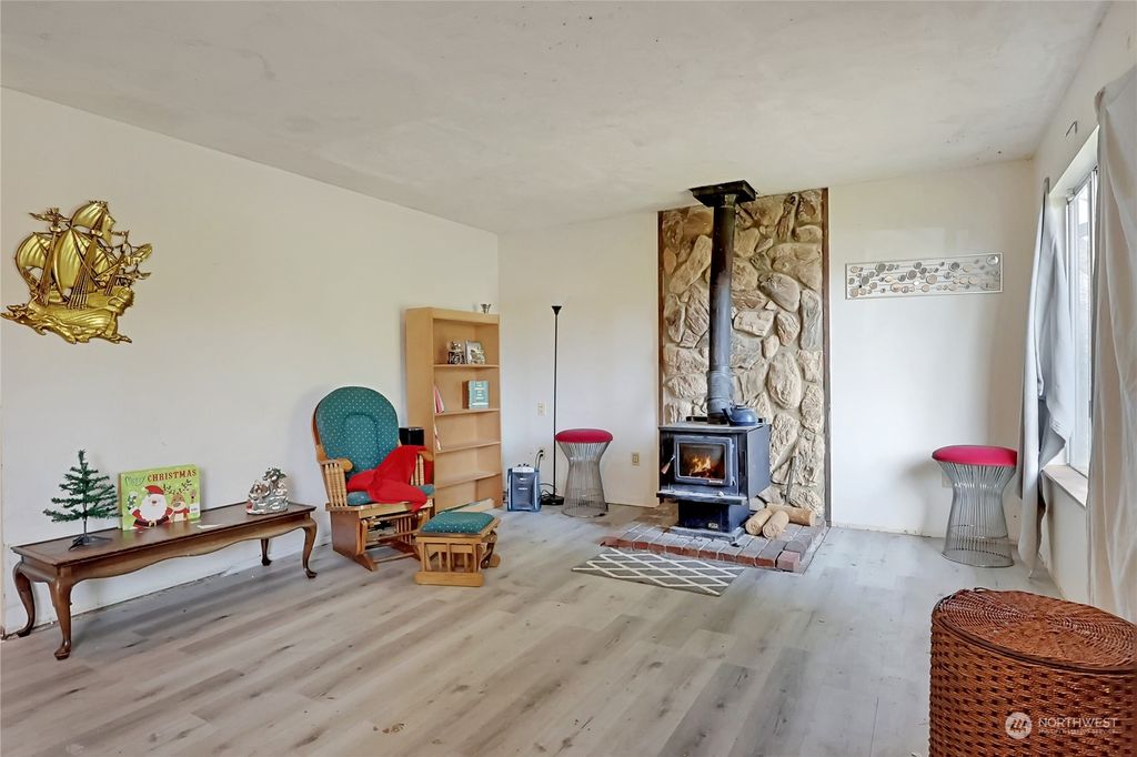 Photo of 29809 47th Place S, Auburn, WA 98001 (MLS # 2179597)